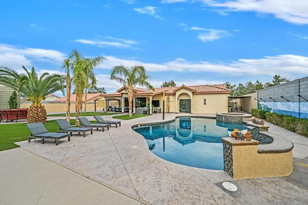 New Luxurious 6Br Villa Near Lv Strip W Pool & Spa Las Vegas