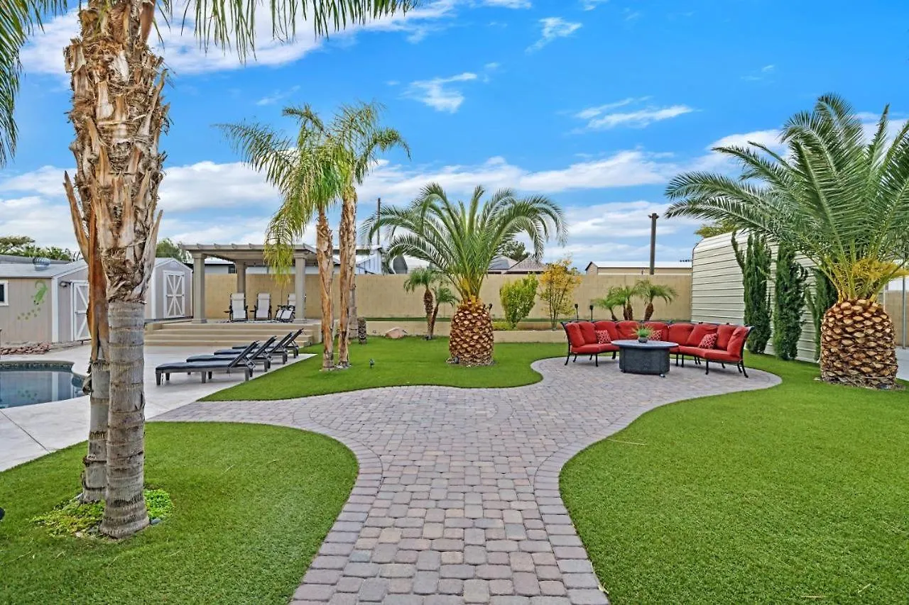 New Luxurious 6Br Villa Near Lv Strip W Pool & Spa Las Vegas